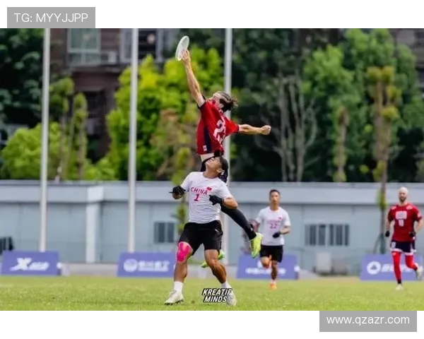 武汉飞盘队在滑板精英赛中的强劲表现与战术分析 武汉飞盘队在滑板精英赛中的强劲表现与战术分析